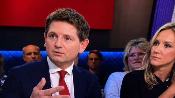 Jan Paternotte (D66) met mond vol tanden na venijnige sneer Jeroen Pauw