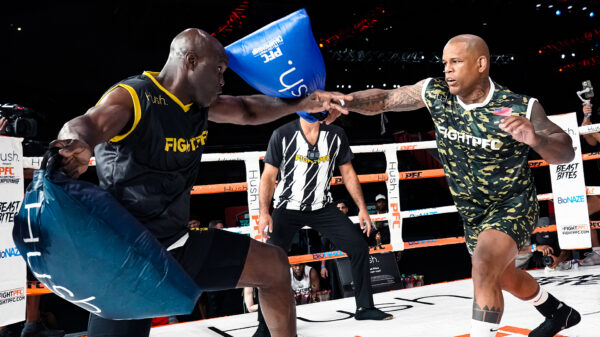 UFC-vechters stappen in bizarre kussensport met olympische plannen