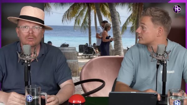 Roddelpraat: "Wilfred gaat op Curaçao vreemd met deze blonde vrouw"