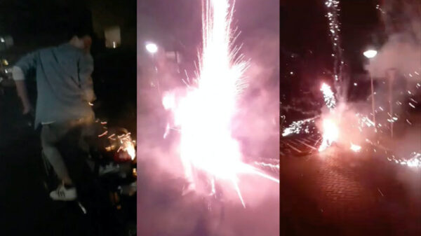 Vuurwerkcakes schiet je tegenwoordig blijkbaar vanaf je fiets of scooter