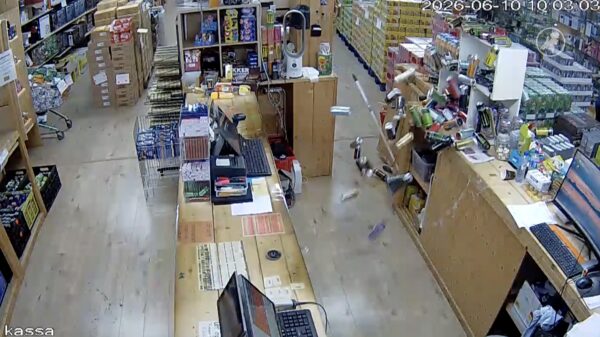 Automobilist knalt winkel in Oss binnen: "Engel op mijn schouder gehad"