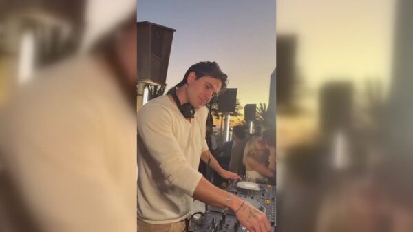 DJ gaat viraal vanwege zijn ongelooflijke zelfbeheersing
