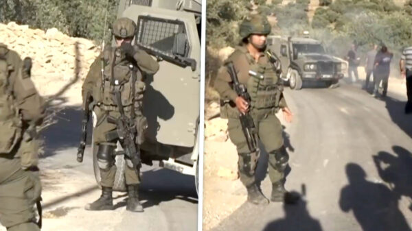Beelden: Palestijnse journalist met traangasgranaat beschoten in Deir Abu Meshaal