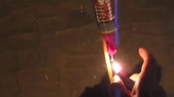 Flatbewoners krijgen een vuurwerkpijl voor hun sodemieter