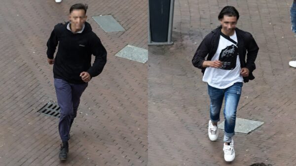 Opsporing Verzocht: Laf duo rukt gouden ketting van vrouw in rolstoel