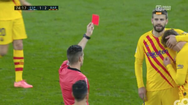 Frenkie de Jong voor het eerst rood in zijn carrière in de stadsderby tegen Espanyol