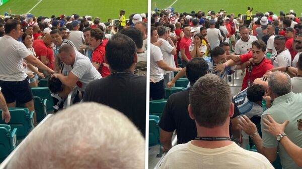 Mattende Argentijnen en Engelsen op tribune tijdens Engeland vs Noorwegen