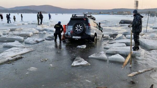 Een dagje vissen in Vladivostok krijgt voor deze Russen een teleurstellend einde