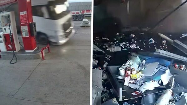 Enorme vuurzee nadat vrachtwagen zich dwars door tankstation in Turkije boort