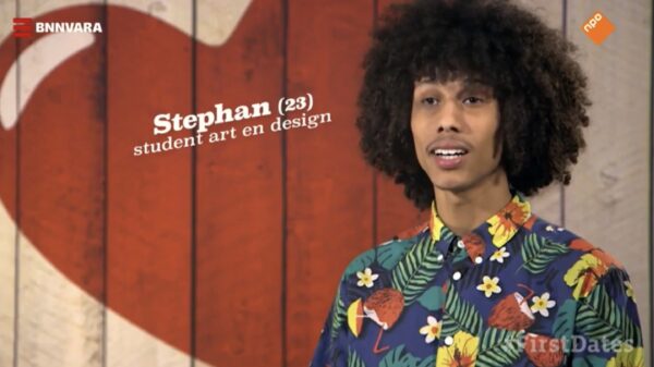 First Date Stephan heeft niet zo veel trek en bestelt daarom een "medium" biefstukje