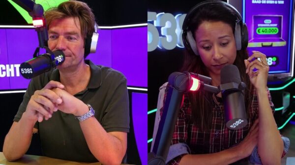 Die keer dat hij zijn vrouw betrapte die een avontuurtje met zijn zus had