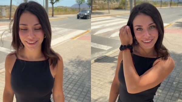 Spaanse schone Olivia heeft een vreemde manier om zichzelf voor te stellen