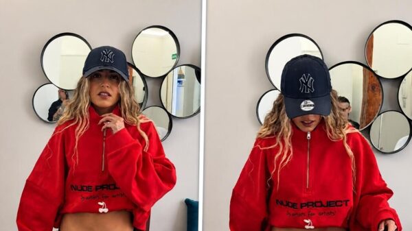 Influencer laat broek iets té laag hangen en showt haar 'grasmat' op TikTok