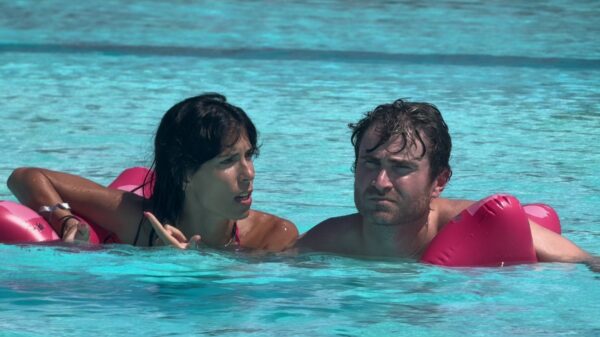 Man heeft dé truc gevonden om vakantie met z’n vrouw probleemloos te overleven