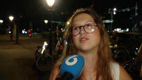 Honderden de straat op voor veiligheid van vrouwen, deelnemers weer nageroepen