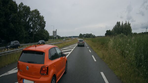Man bedreigt vrouw met kinderen tijdens idiote verkeersruzie bij Kampen