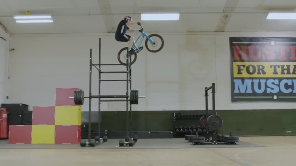 Een middagje sportschool met Danny MacAskill: kunnen wij ook, doen we alleen niet