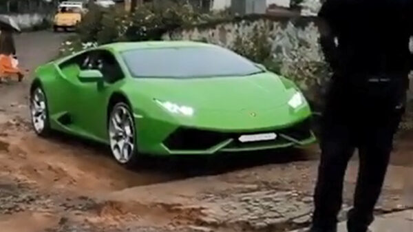 Nope, een Lamborghini is niet overal even praktisch