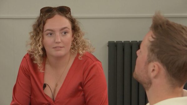 Altijd leuk voor de eerste LLDL-date: de menstruatiesimulator!