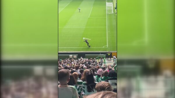 Die keer dat een hooligan zich gigantisch voor lul zette