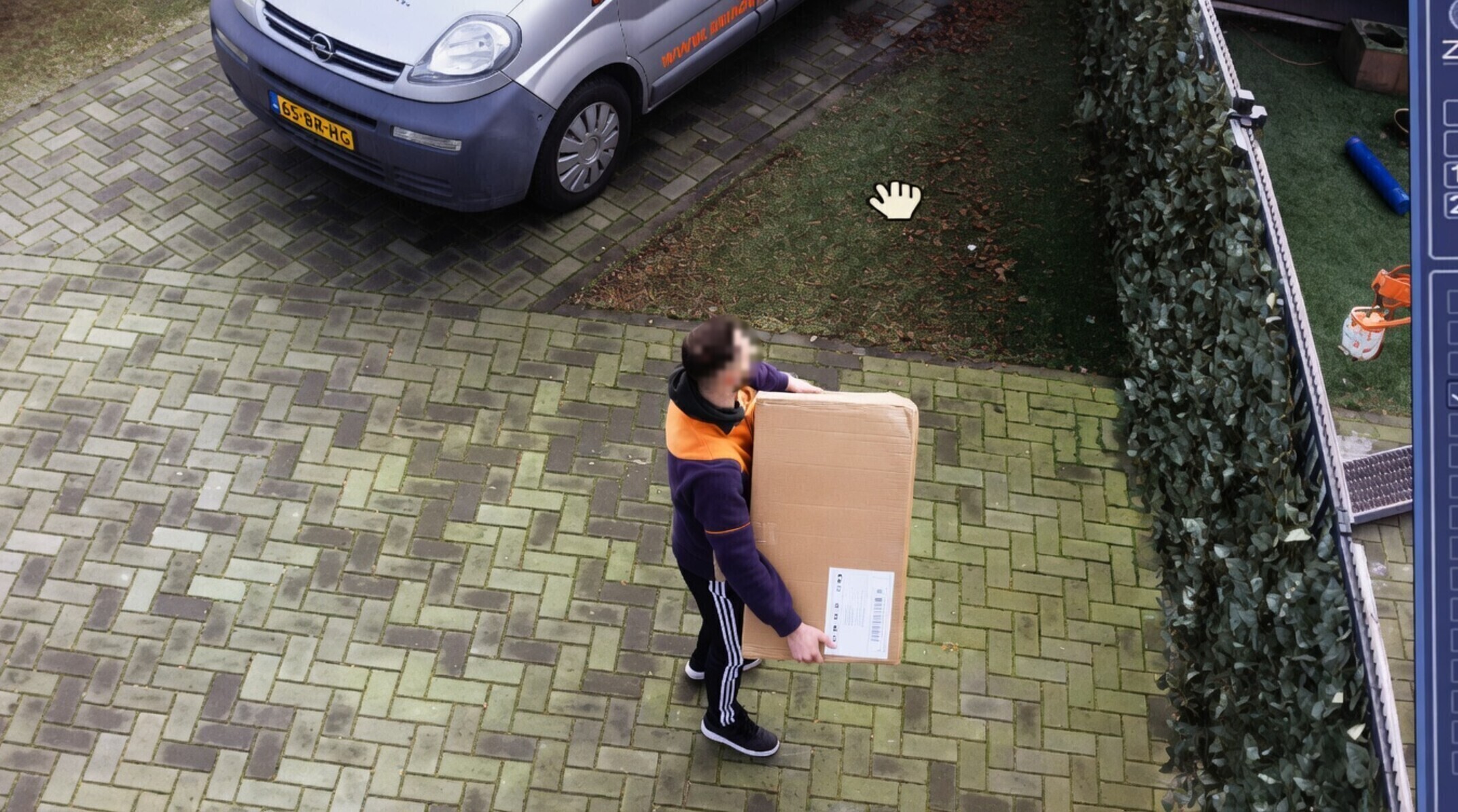 Dilemma van de dag: Niemand thuis, hoe lost de PostNL-bezorger dit op?