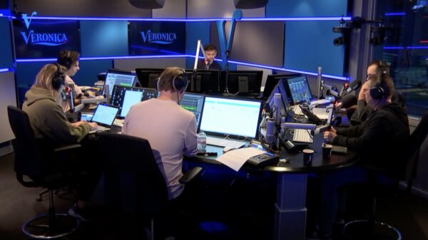 Een heel vreemd telefoontje vanuit Istanbul voor de mannen van radio Veronica Inside