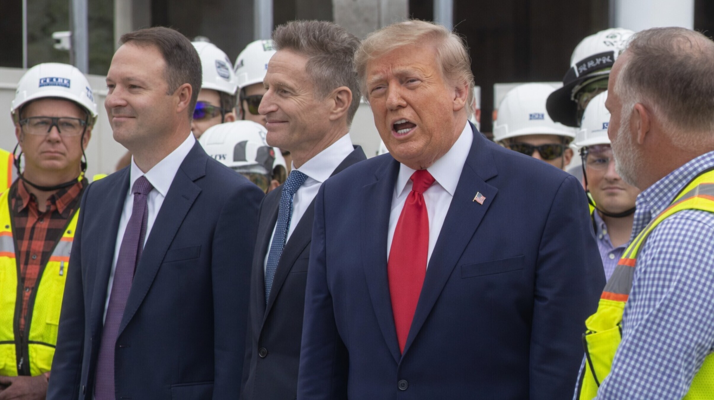 LOL: Trump onverstaanbaar of niet in beeld dankzij eigen mediaboycot