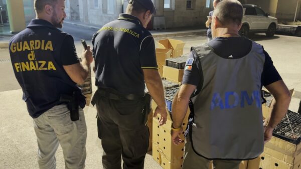 Italiaanse politie doet een exotische ontdekking achterin iemands auto