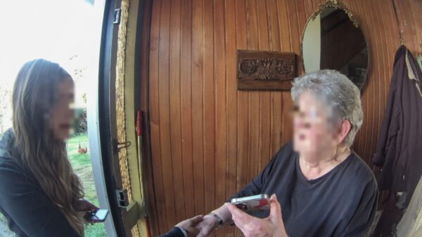 Jonge vrouw gezocht na laffe babbeltruc bij bejaarde vrouw in Hatert