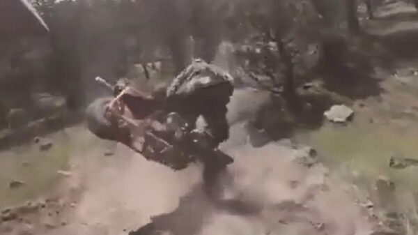 Slomo-filmpje ter nagedachtenis aan zijn ballen