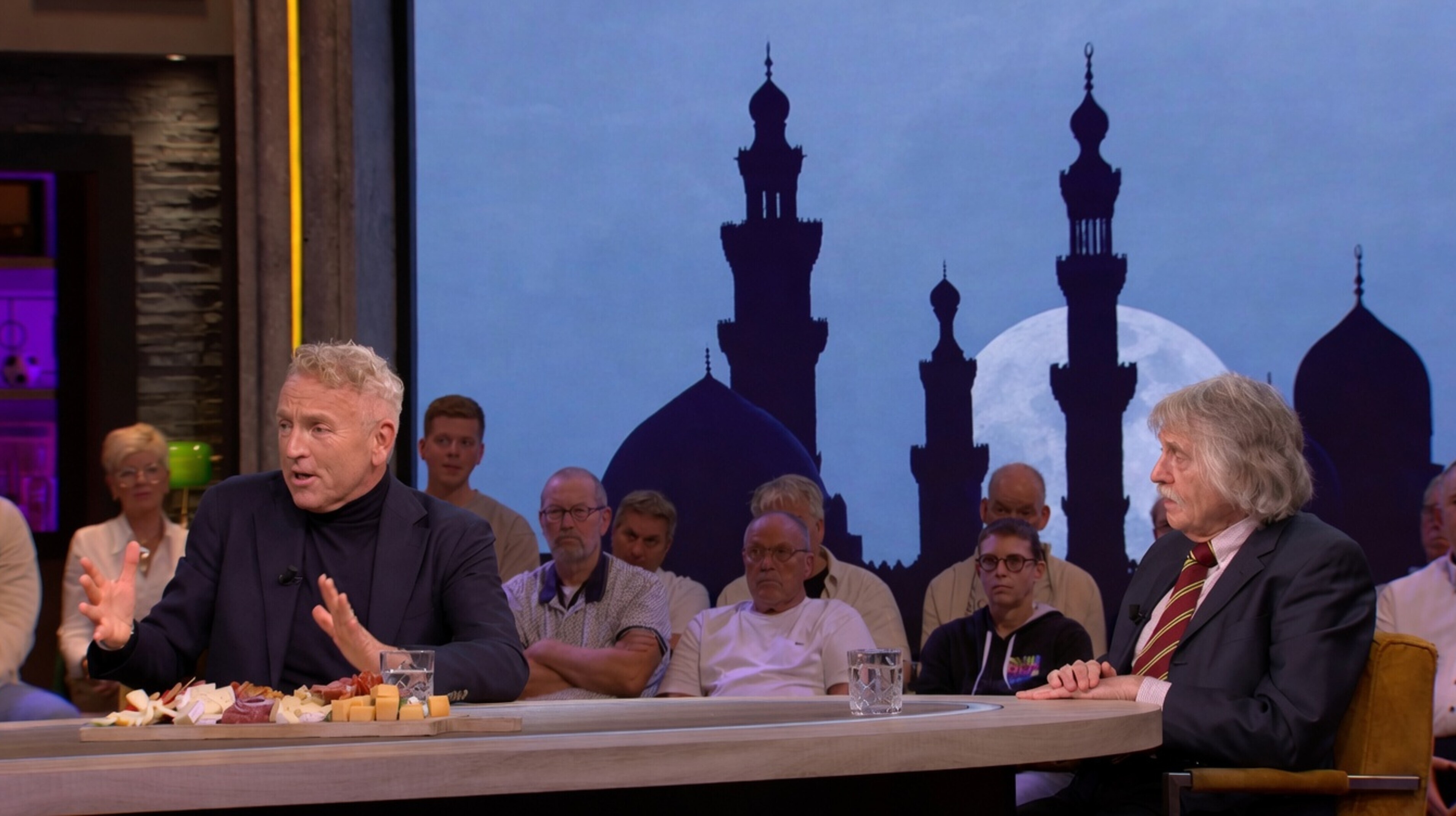 Gordon over de dalende homo-acceptatie: "We weten allemaal hoe dat komt!"