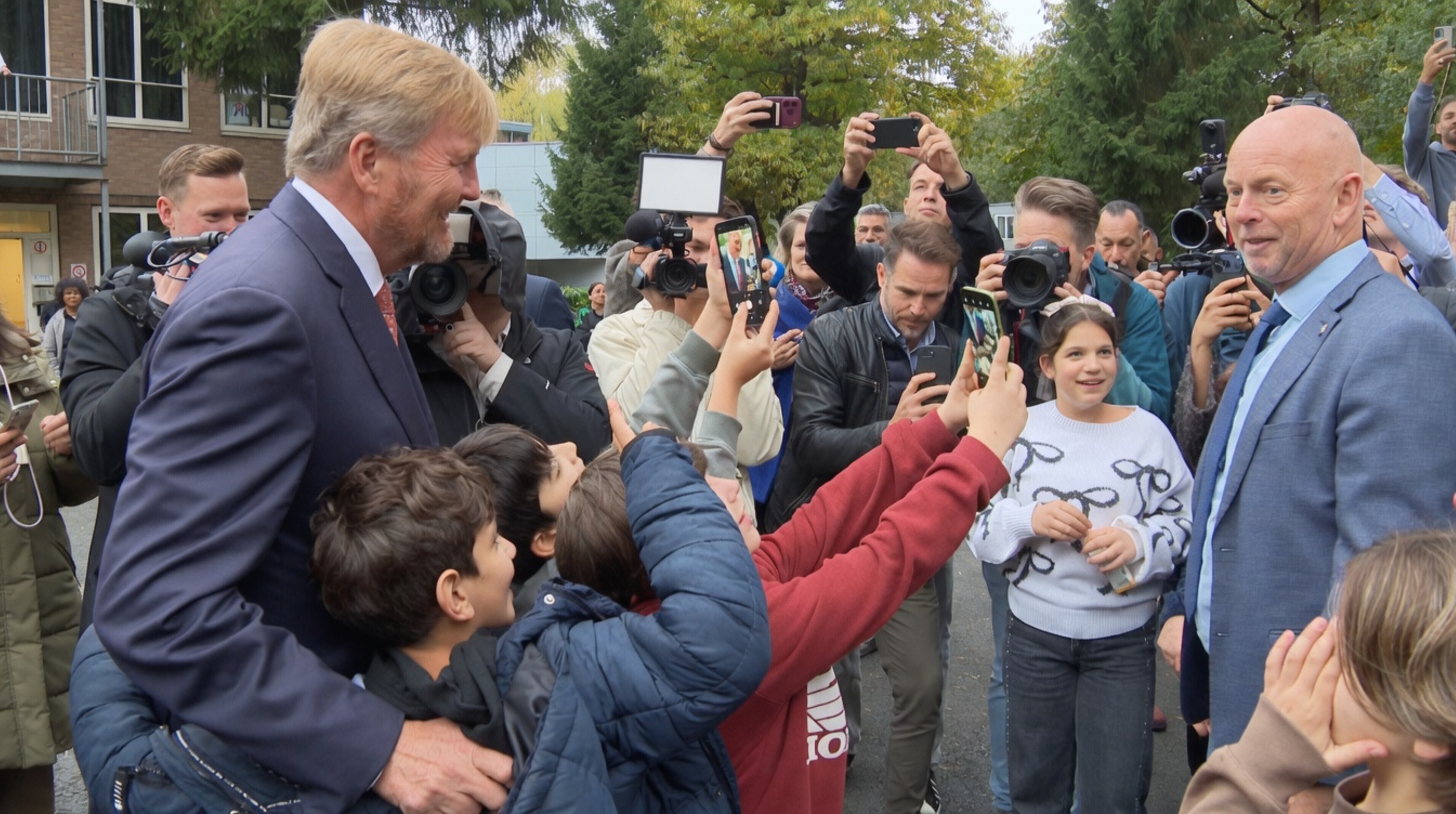 Koning op bezoek bij azc Leersum waar ze een goed voorbeeld willen zijn