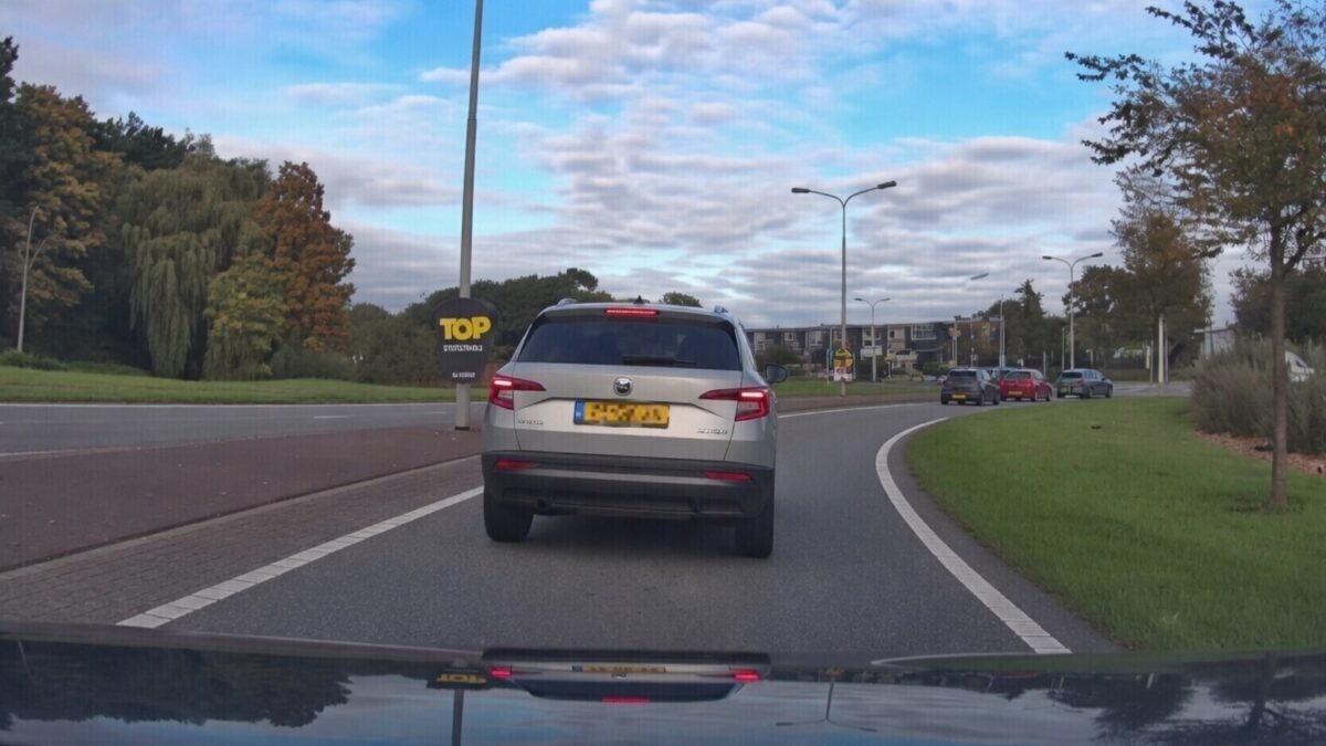 Na ordinaire brake check van Skoda-tokkie kan 'ie meteen door naar de garage