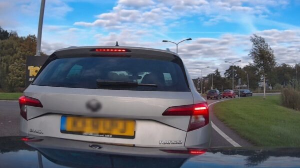 Na ordinaire brake check van Skoda-tokkie kan 'ie meteen door naar de garage
