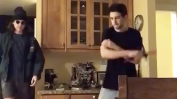 Deze pijnlijke move zag 'ie niet helemaal aankomen