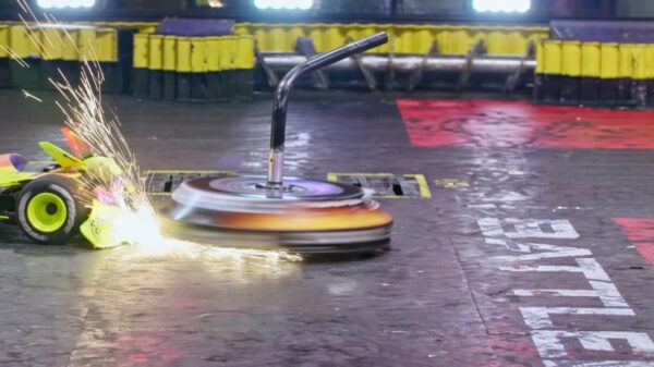 BattleBots-nostalgie: Hypershock laat Gigabyte alle corners van de ring zien
