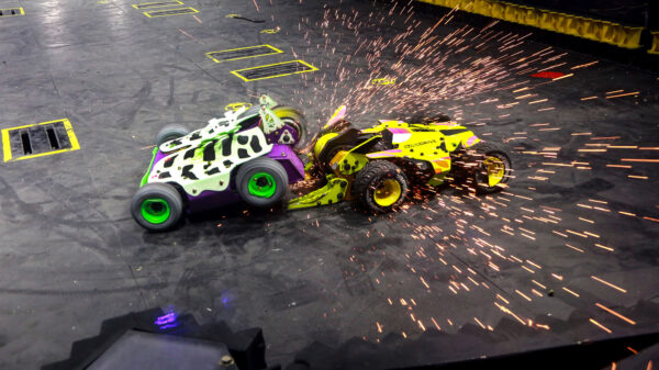 BattleBots-nostalgie: Hypershock laat Gigabyte alle corners van de ring zien