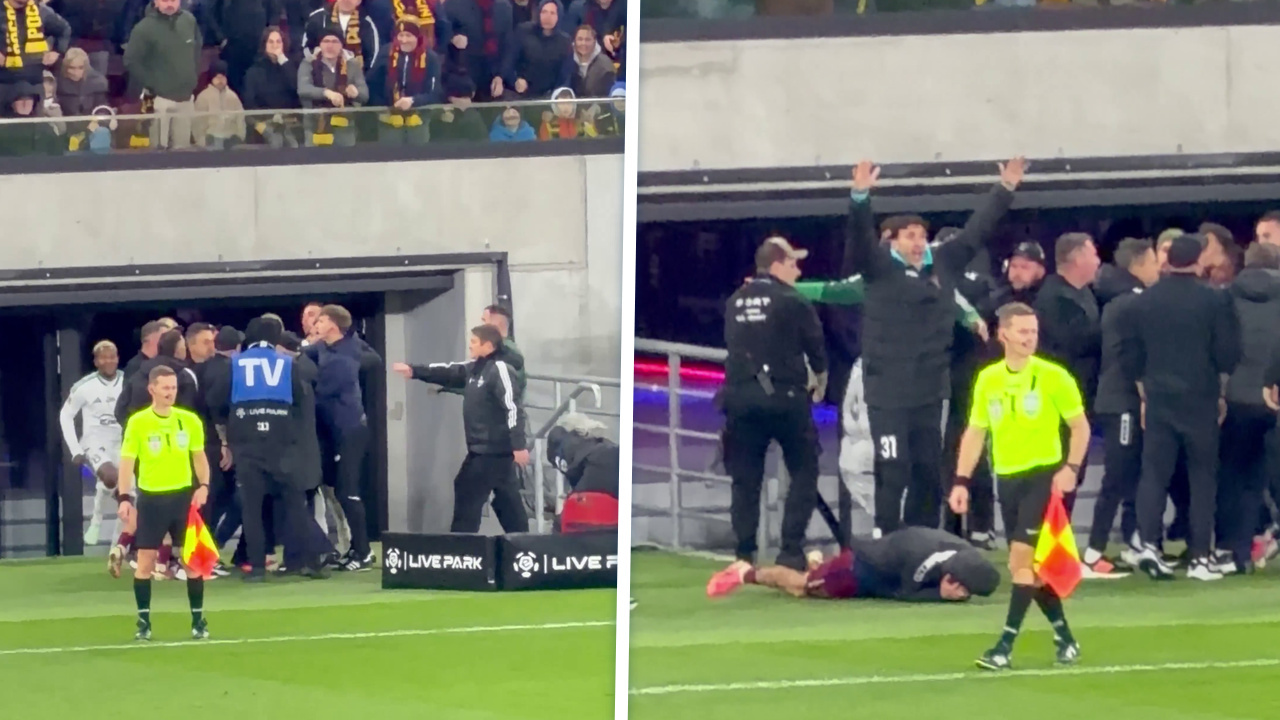 Megaschorsing voor voetballer die na rood terugkomt om tegenstander neer te hoeken