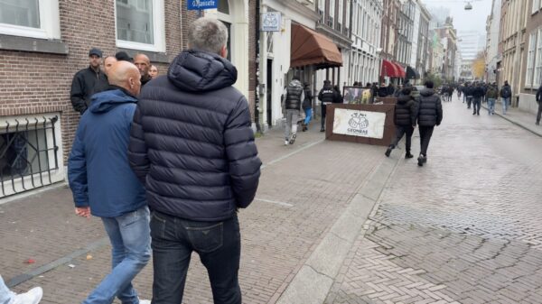 Rellende Gen Z'ers krijgen geen kans, weggestuurd door groep Hagenezen