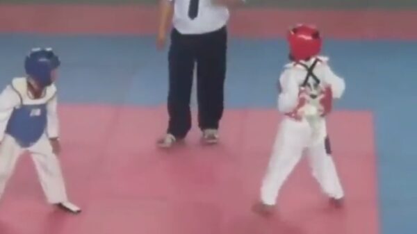 Dit potje taekwondo duurde een stuk korter dan verwacht