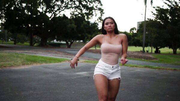 Goedemorgen: tijd voor een kort maar pittig dansje met Sarah Magusara