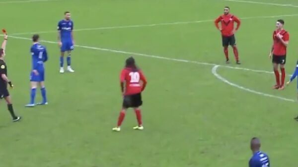 Nam jij een slokje uit een bidon omdat je dorst had? BAM: rode kaart kun je krijgen!