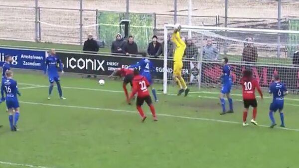 Nam jij een slokje uit een bidon omdat je dorst had? BAM: rode kaart kun je krijgen!