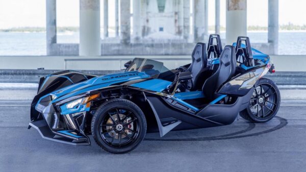 De nieuwe Polaris Slingshot is een driewieler voor de grote jongens