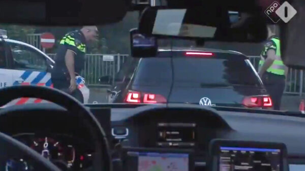 Halsema in de bocht: "Niet extra controleren op patserbakken vanwege schijn van etnisch profileren"