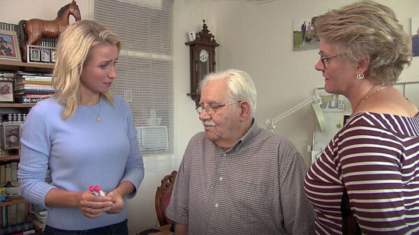 Zeeman Henk krijgt een goedkoop adresje om goed van bil te gaan, dit blijkt zijn eigen vrouw te zijn