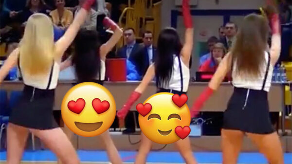 In Rusland ga je vooral voor de pauzes naar een basketbalwedstrijd