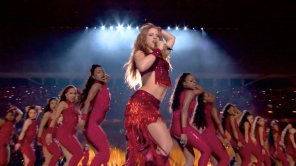De Halftime Show van de Super Bowl met Shakira en Jennifer Lopez gemist? Dit is je herkansing!