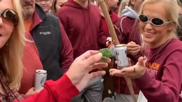 Deze enthousiaste dame houdt van sport én van broccoli