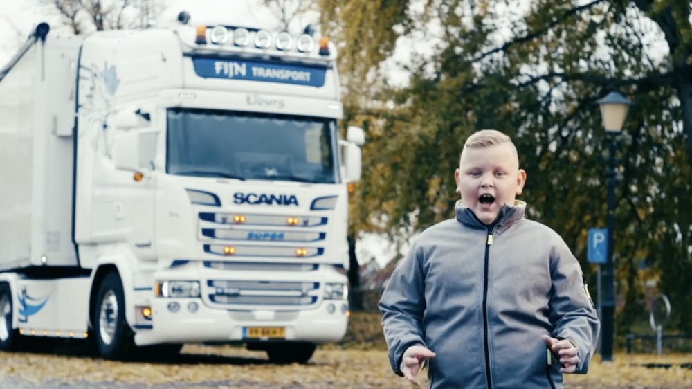 De muzikale monsterhit van de week: Dick Fijn - Gewoon een trucker